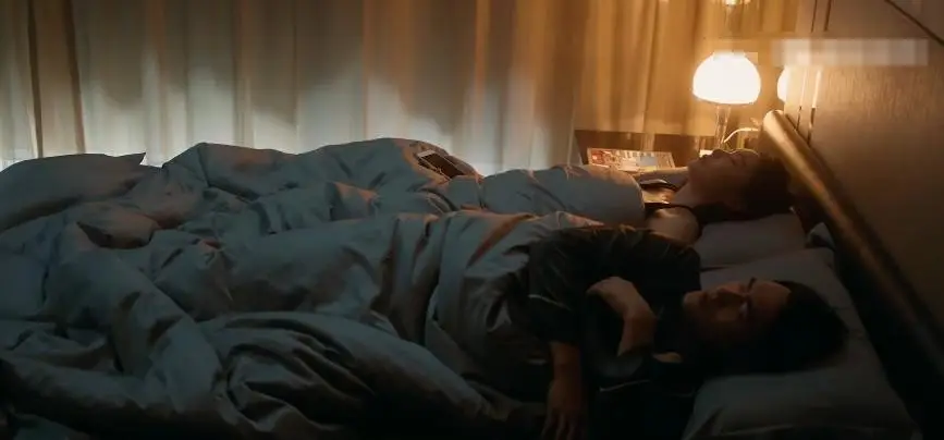 娱乐圈 舌吻 大蒜_袁弘宠妻狂魔 大蒜吻 周慕孙演技深度