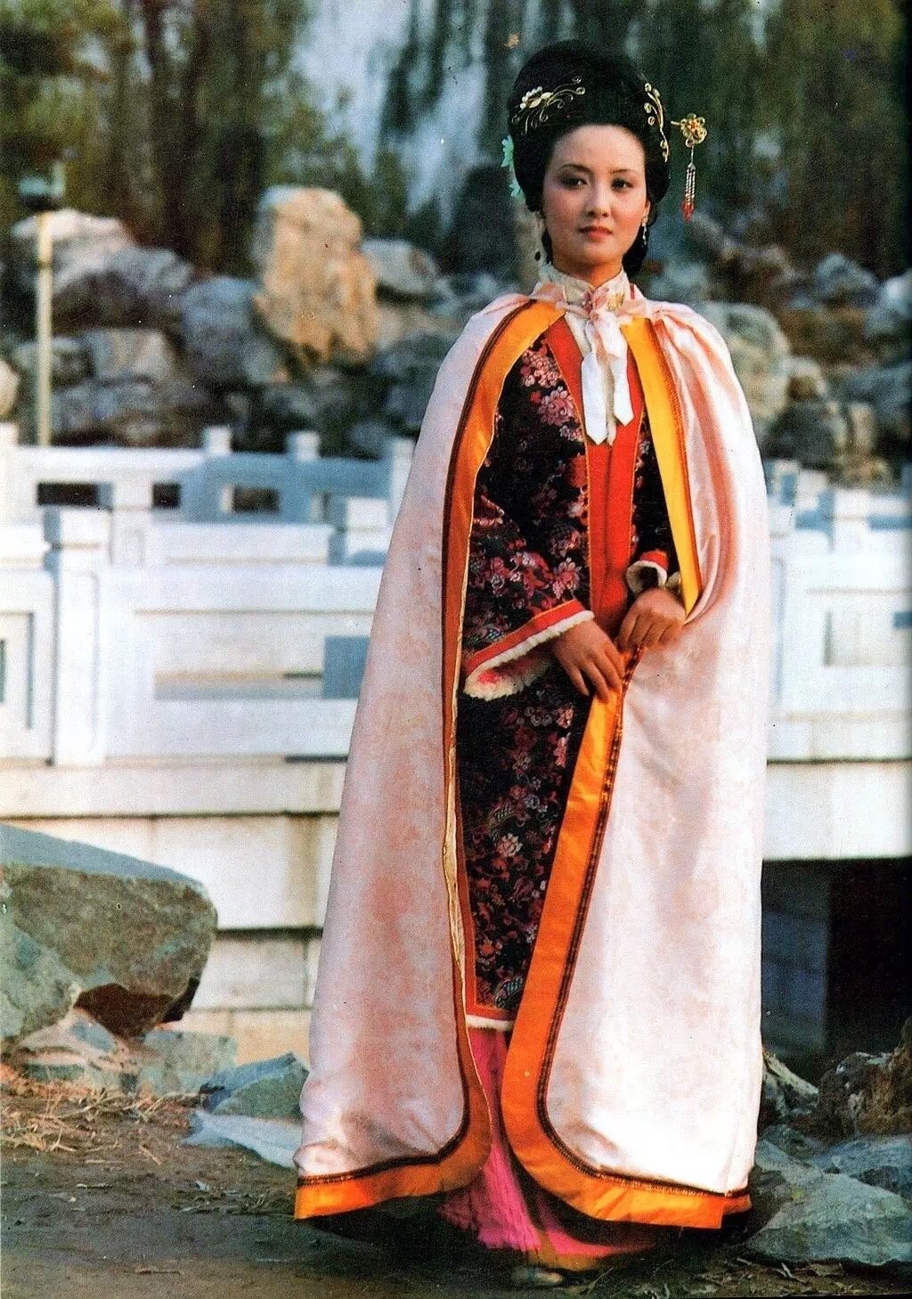 女明星身高气场强大_实际身高矮小气场高_女明星身高排行