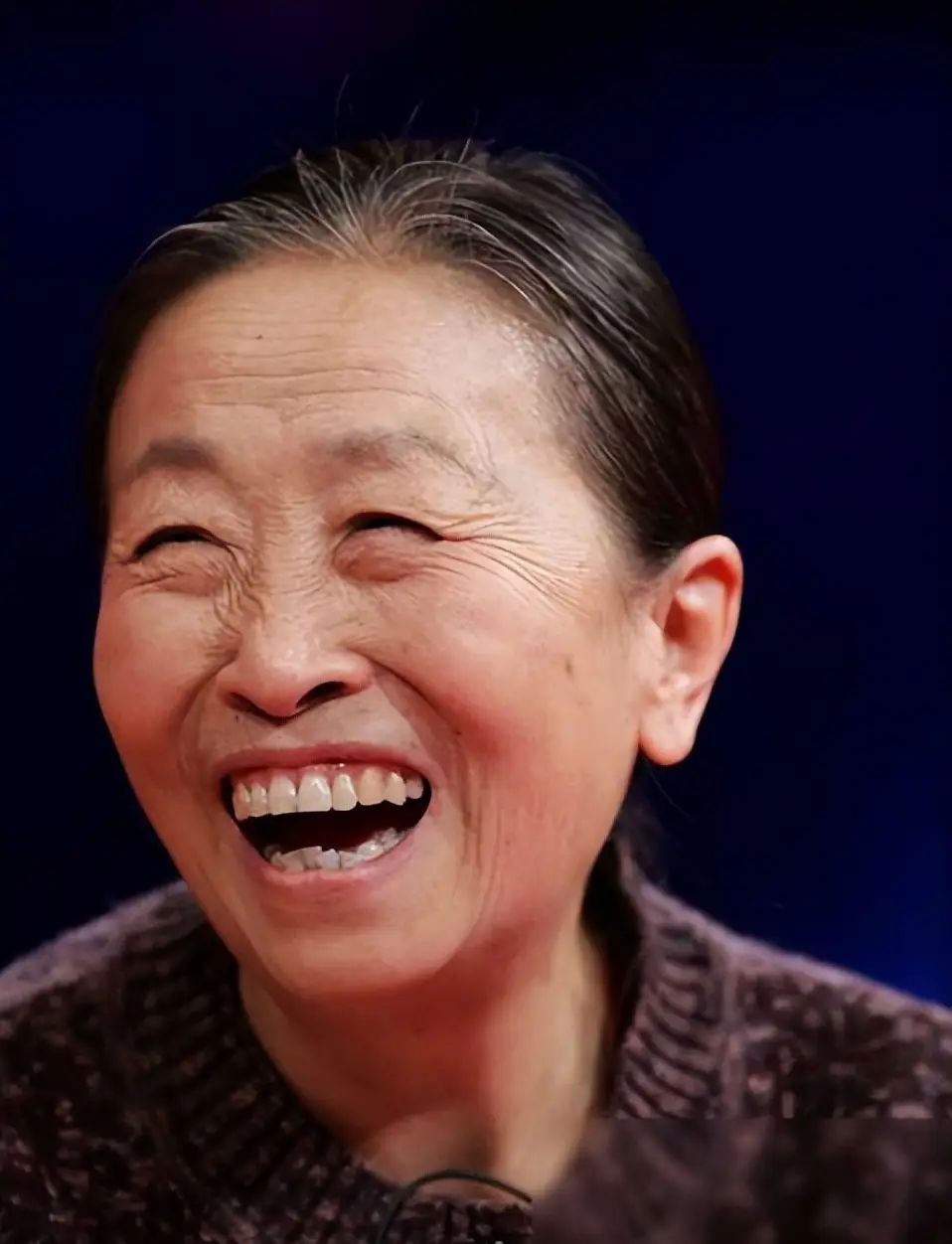 蓝洁瑛演艺生涯悲剧_张少华晚年凄凉经历_娱乐圈老演员凄凉